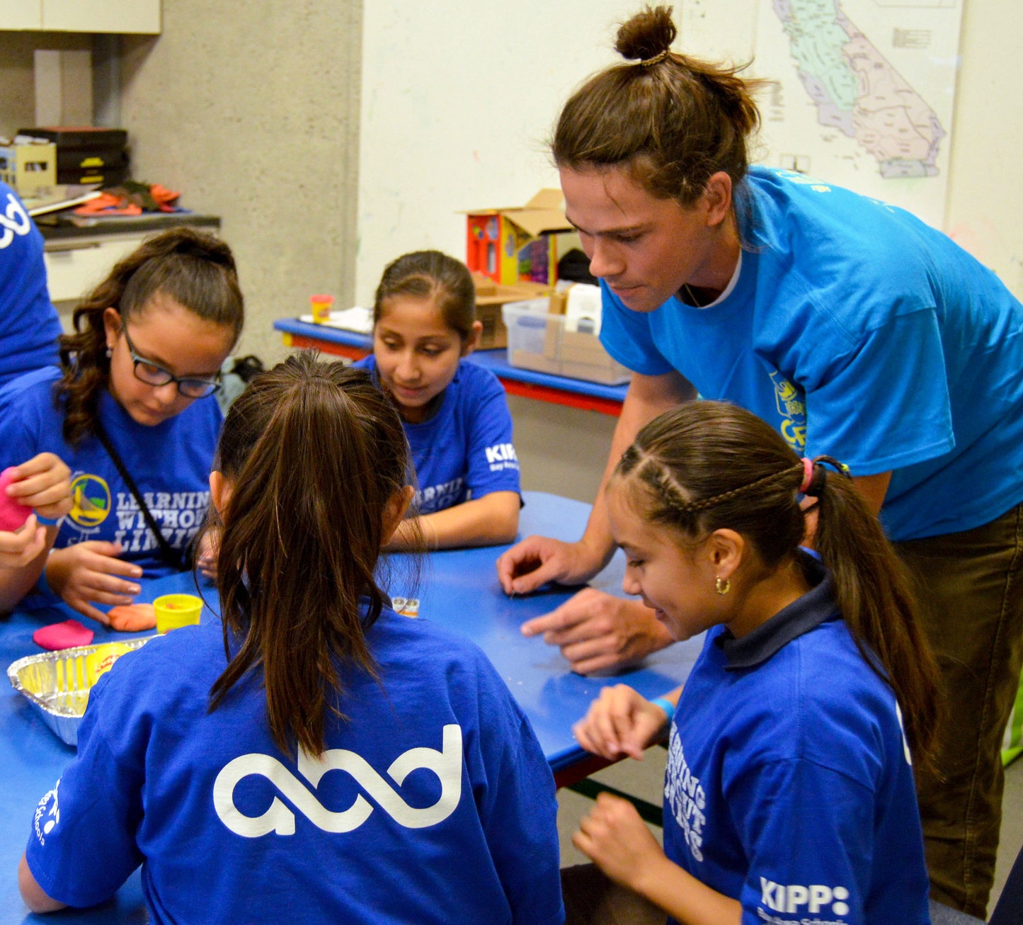 teaching elementary school students